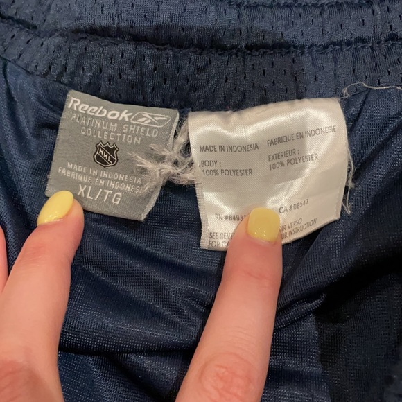 Reebok Islanders navy sports shorts - Picture 4 of 6